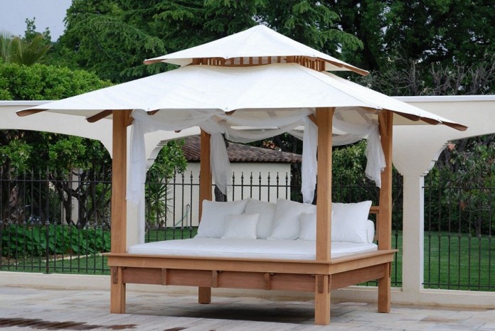 48 Spectacular Outdoor Daybeds For Relaxing In The Sun 48 Spectacular Outdoor Daybeds For Relaxing In The Sun