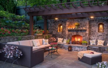 40 Best Patio Designs with Pergola and Fireplace - Covered Outdoor ...