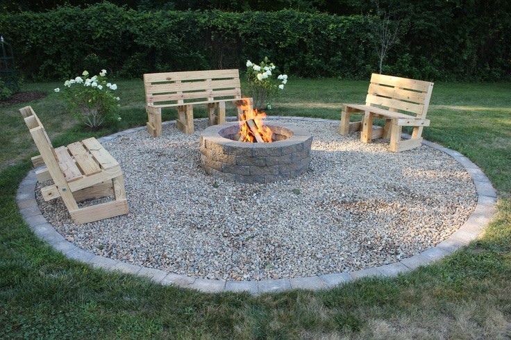 Easy DIY Fire Pit Seating Area For Outdoor Comfort